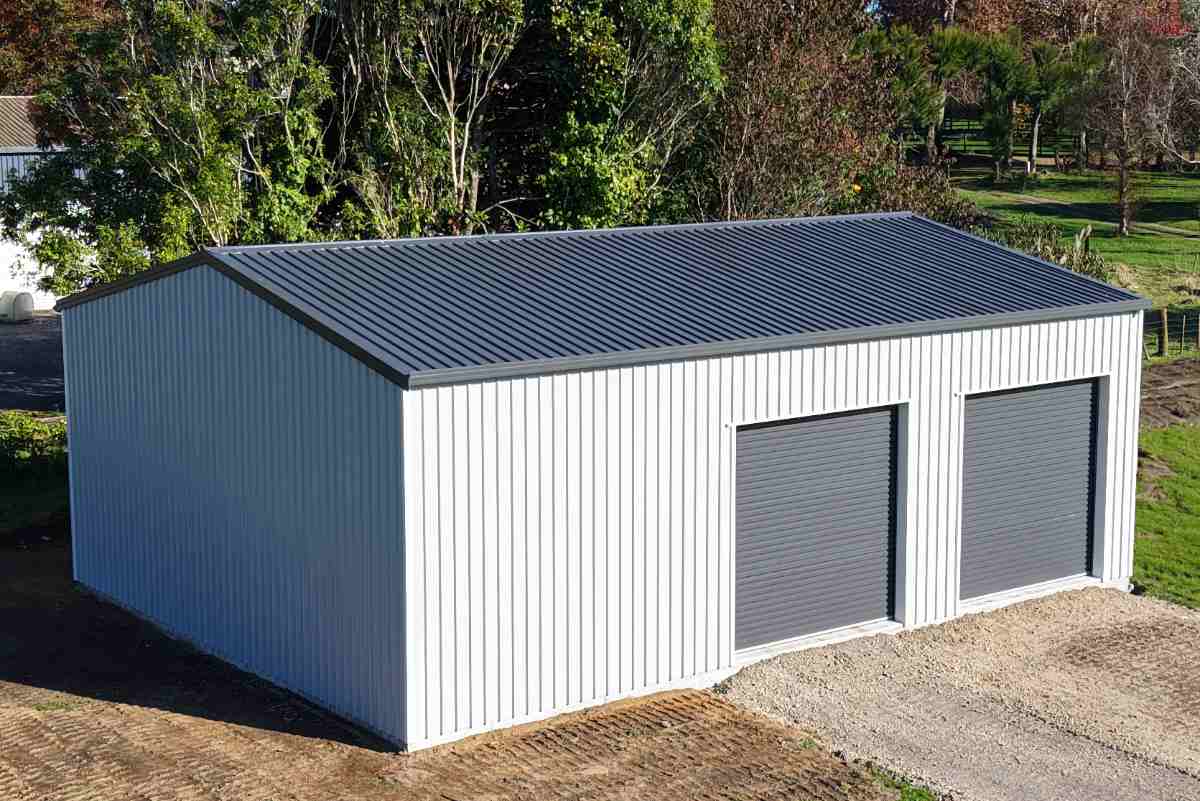 3 Bay Double Garage